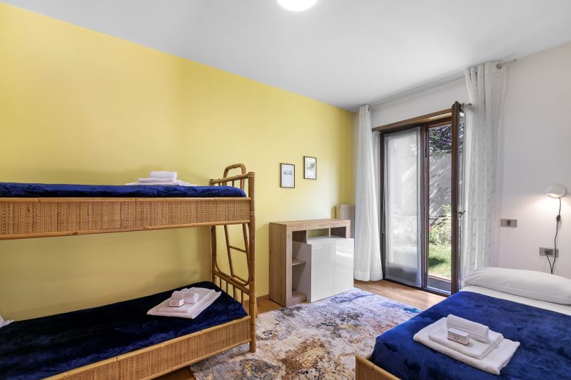 Il Giardino di Riva - Garden Apartment near the Lake