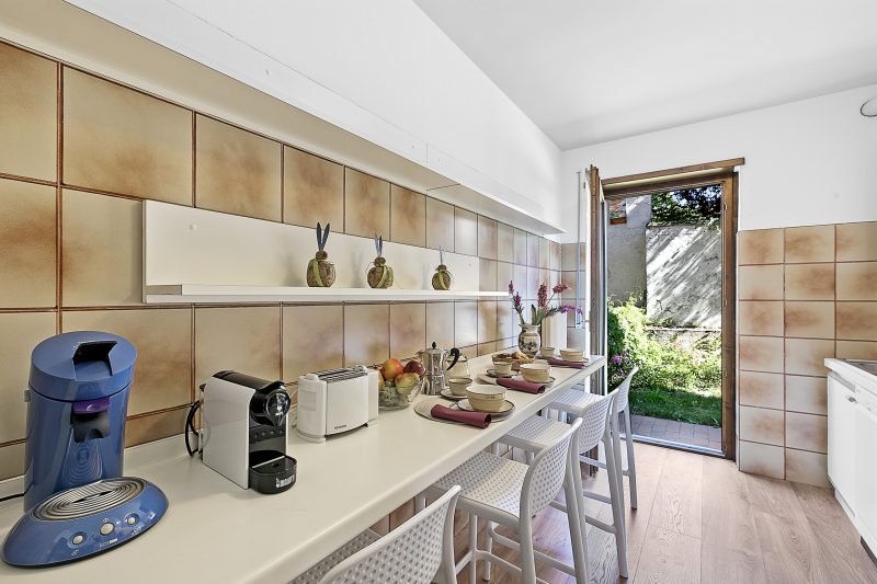 Il Giardino di Riva - Garden Apartment near the Lake