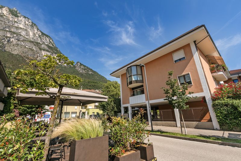 Il Giardino di Riva - Garden Apartment near the Lake
