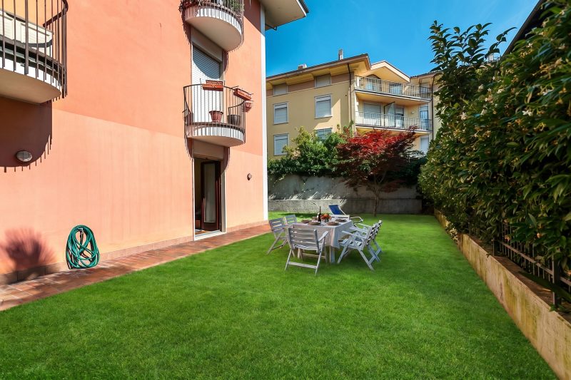 Il Giardino di Riva - Garden Apartment near the Lake