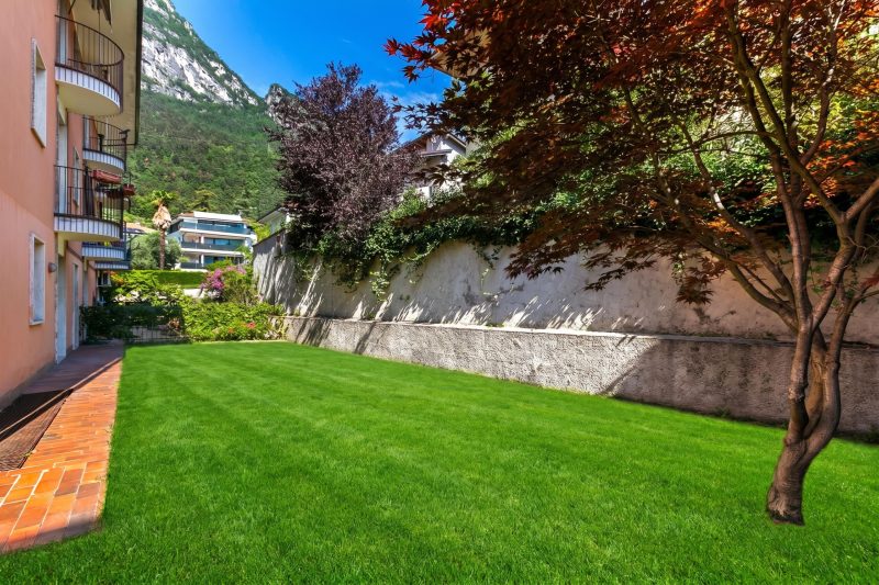 Il Giardino di Riva - Garden Apartment near the Lake