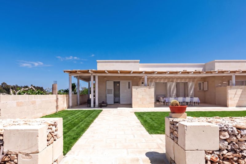 Podere La Rimunda Otranto Garden And Pool