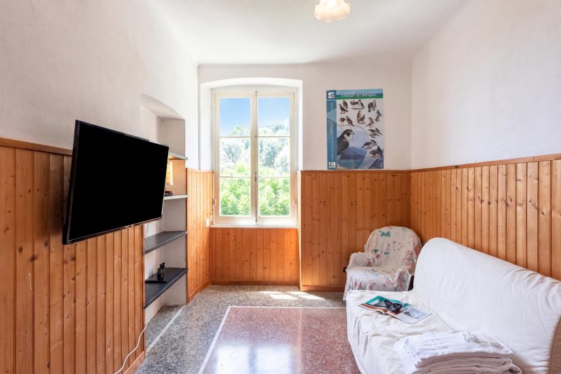 Basilico House In Mulinetti - 10min walk from Beaches