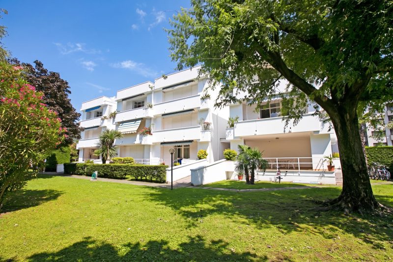 Garden & Surf By Rossana - Pool and Garden Apartment