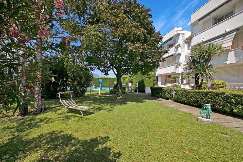 Garden & Surf By Rossana - Pool and Garden Apartment