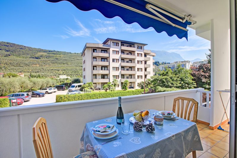 Garden & Surf By Rossana - Pool and Garden Apartment