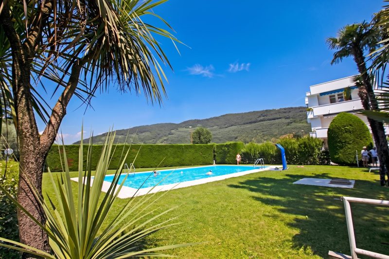Garden & Surf By Rossana - Pool and Garden Apartment