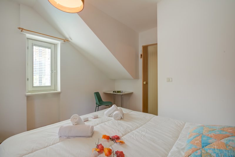Comfort Tra Fiume E Pini with Shared Garden and Balcony