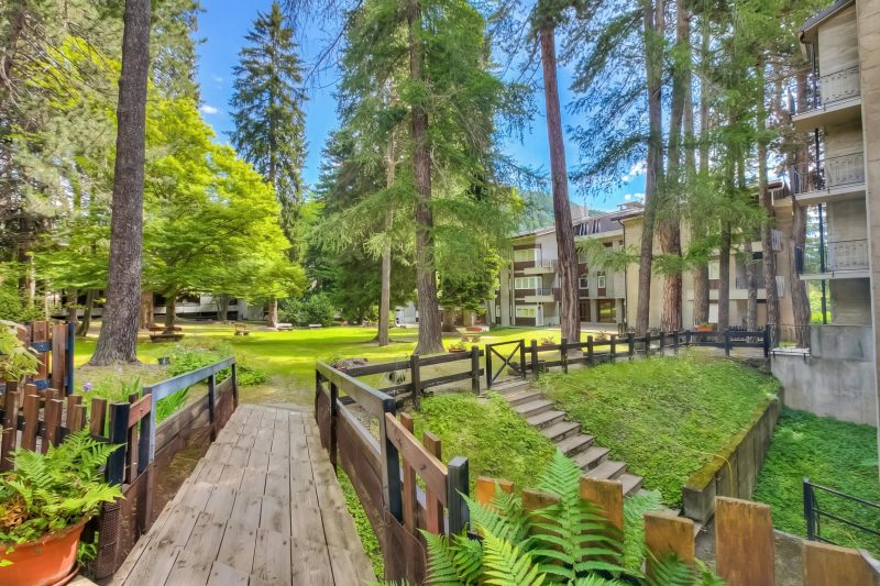 Comfort Tra Fiume E Pini with Shared Garden and Balcony