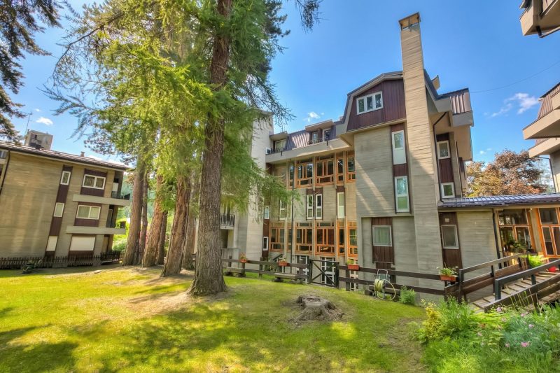 Comfort Tra Fiume E Pini with Shared Garden and Balcony