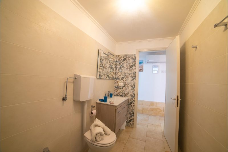 Villa Felloniche Sea-View Terrace Apt 250m to Beach