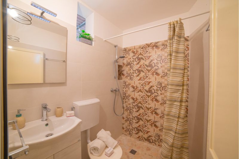 Villa Felloniche Sea-View Terrace Apt 250m to Beach