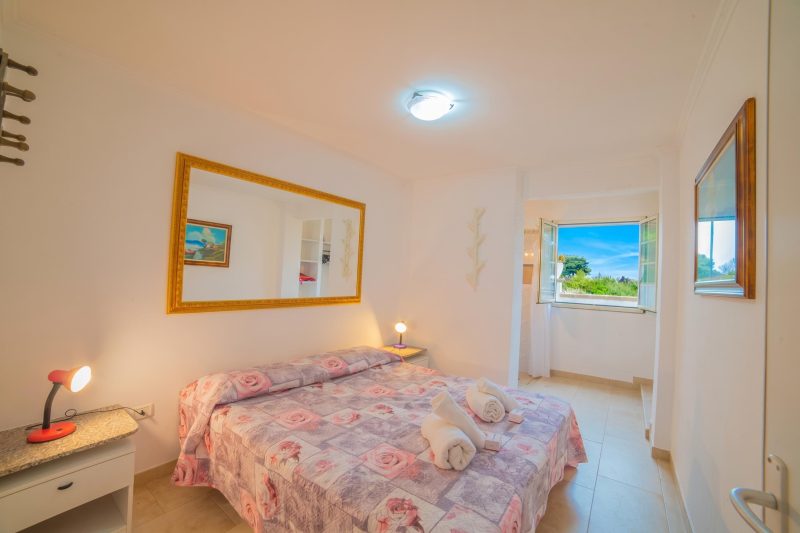 Villa Felloniche Sea-View Terrace Apt 250m to Beach