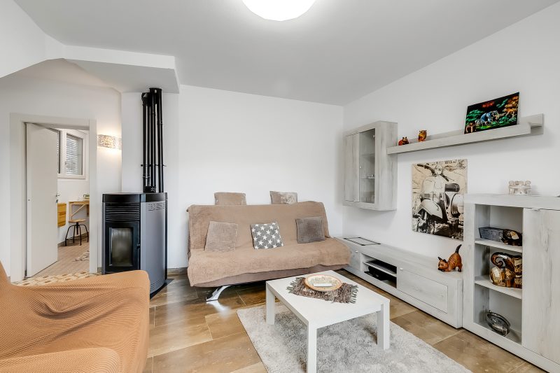 L' angolino di Cannobio: Stone Home for 4 with Terrace