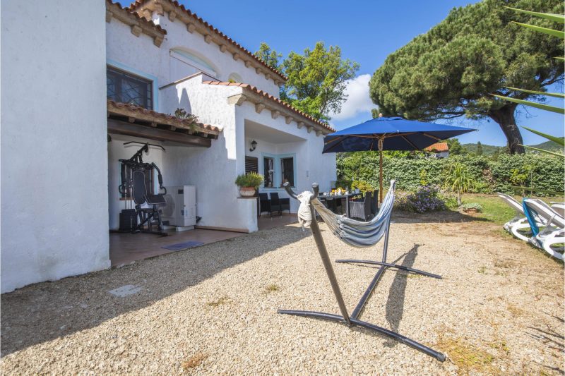 La Sciumara with beach access