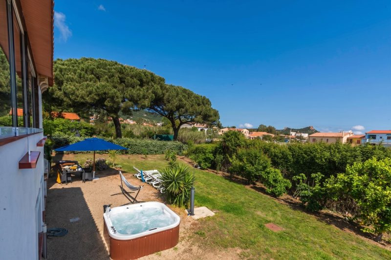La Sciumara with beach access