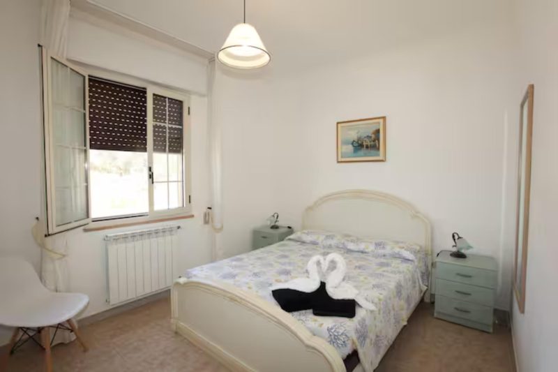Villa Felloniche Sea-View Apartment with Parking