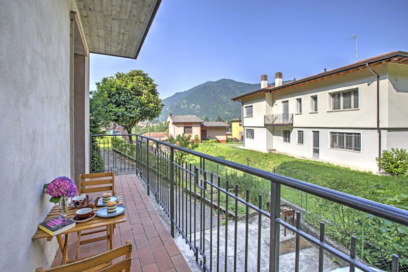 Diana & Mark family house