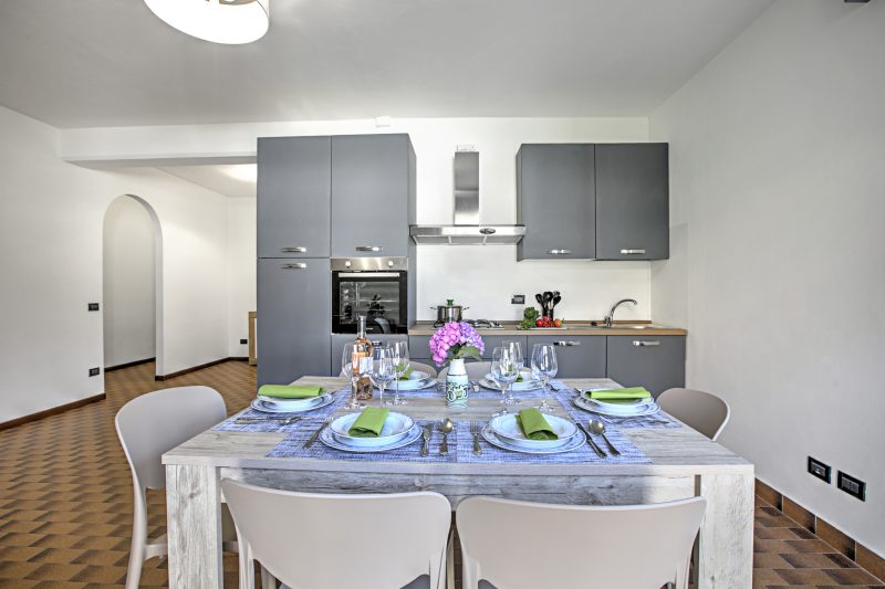 Diana & Mark family house