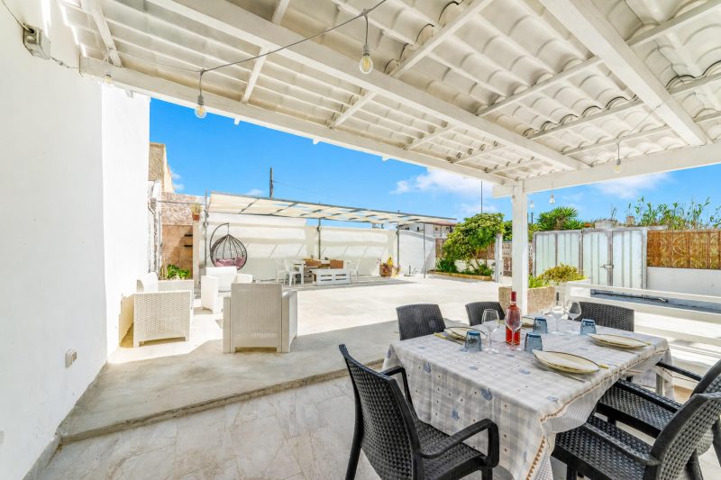 Villa Benedetta 50m from Beach