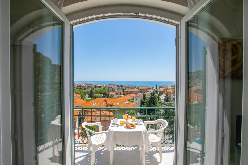 Seaview Pool Retreat - M19