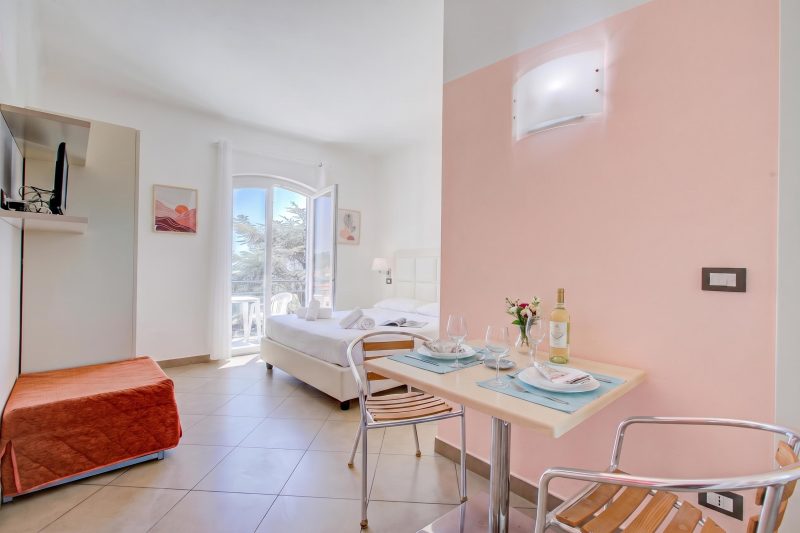 Seaview Pool Retreat - M19