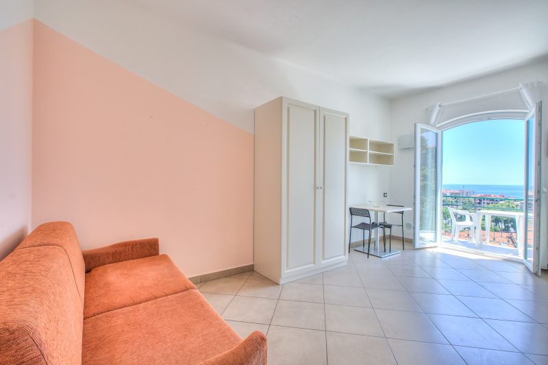 Seaview Pool Retreat - M18