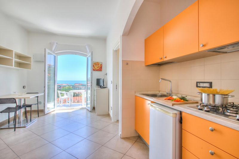 Seaview Pool Retreat - M18