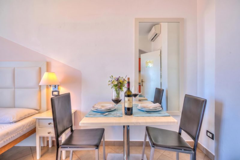 Seaview Pool Retreat - M17