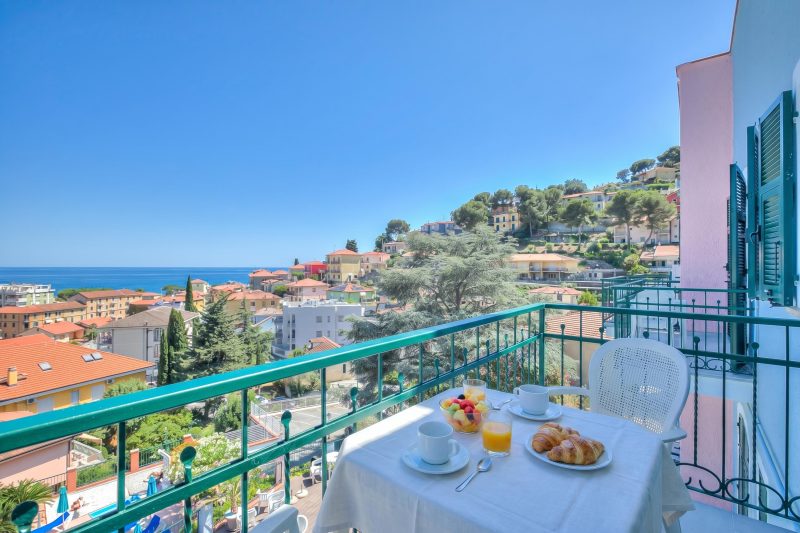 Seaview Pool Retreat - M16