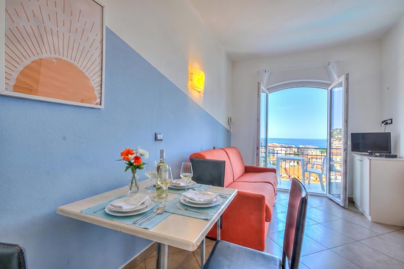 Seaview Pool Retreat - M16