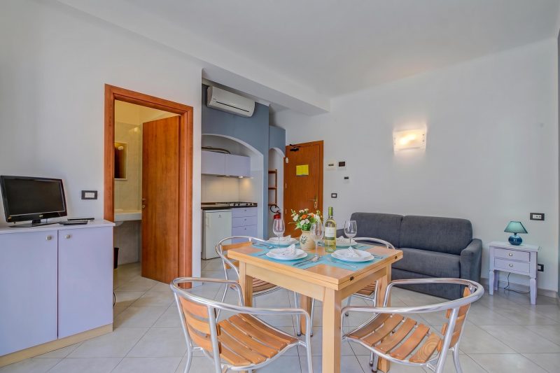 Seaview Pool Retreat - M11