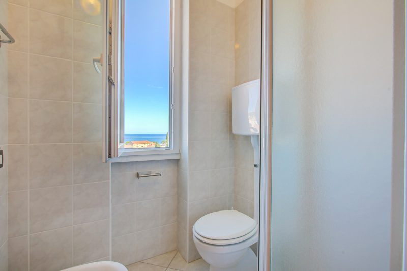 Seaview Pool Retreat - M7