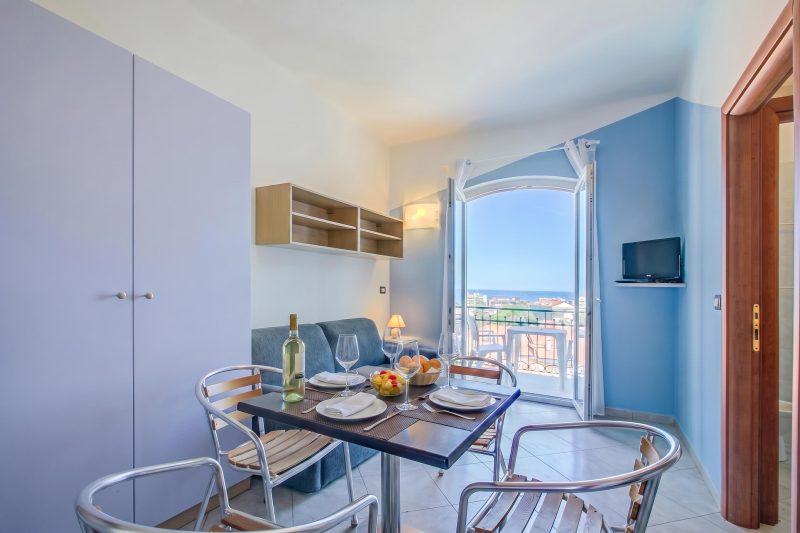 Seaview Pool Retreat - M9