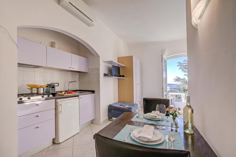 Seaview Pool Retreat - M10