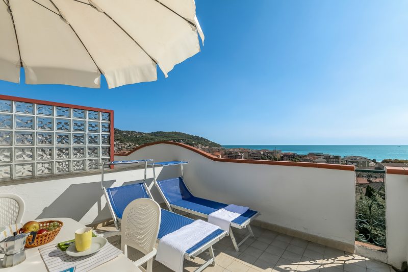 Seaview Pool Retreat - B24