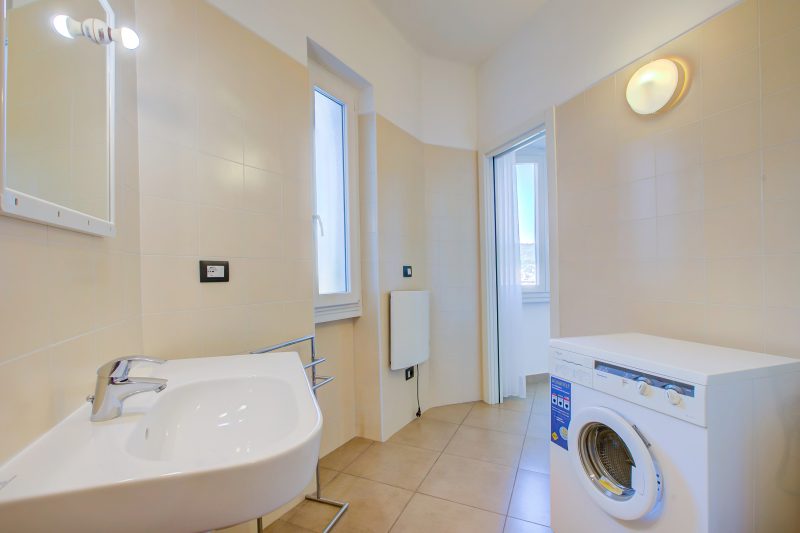 Seaview Pool Retreat - B15