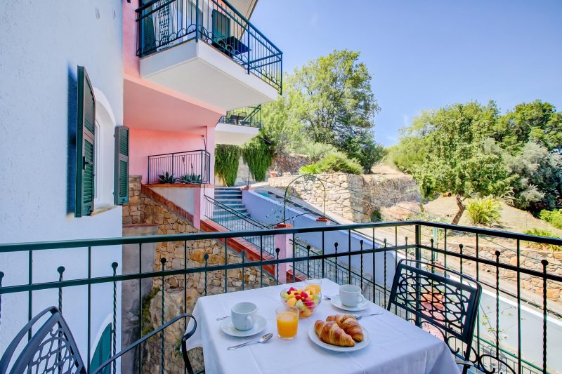 Seaview Pool Retreat - B15