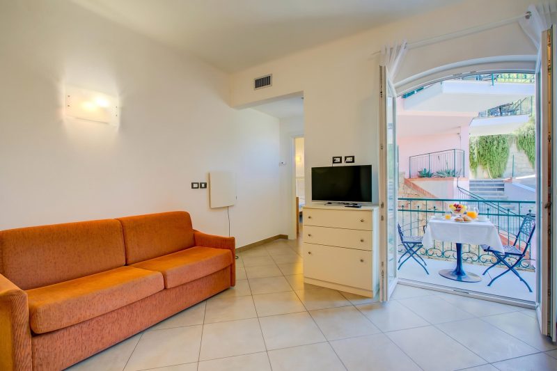 Seaview Pool Retreat - B15