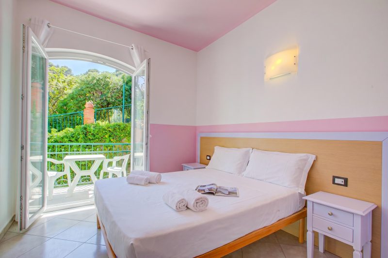 Seaview Pool Retreat - T12