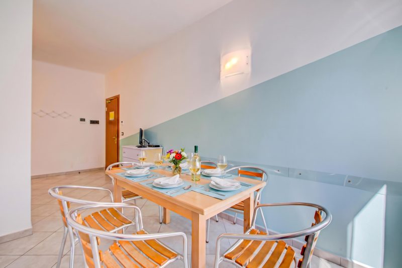 Seaview Pool Retreat - T12