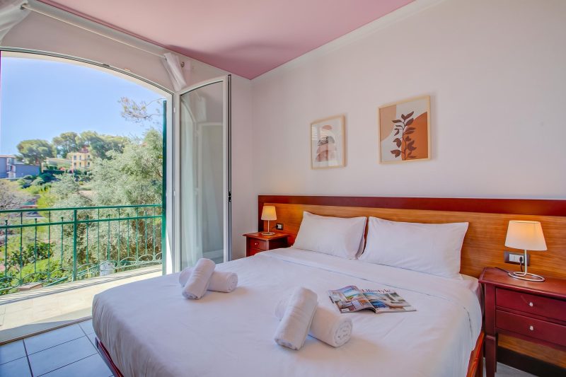 Seaview Pool Retreat - T26