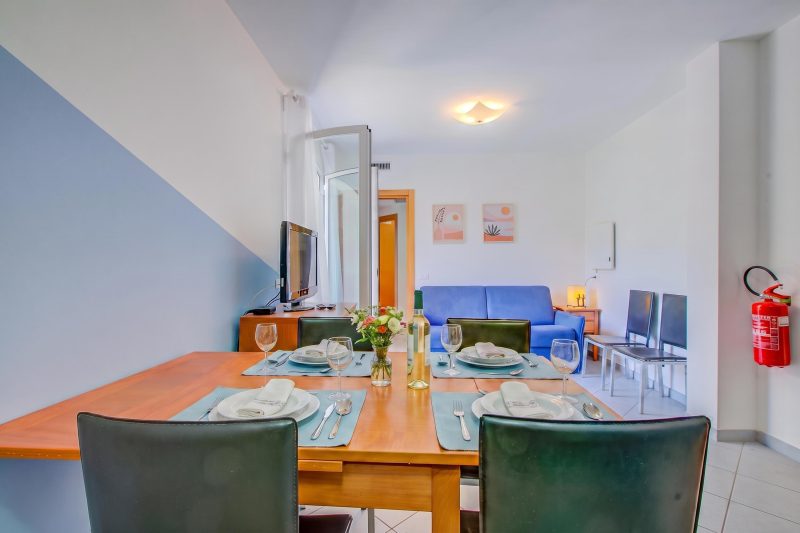 Seaview Pool Retreat - T26