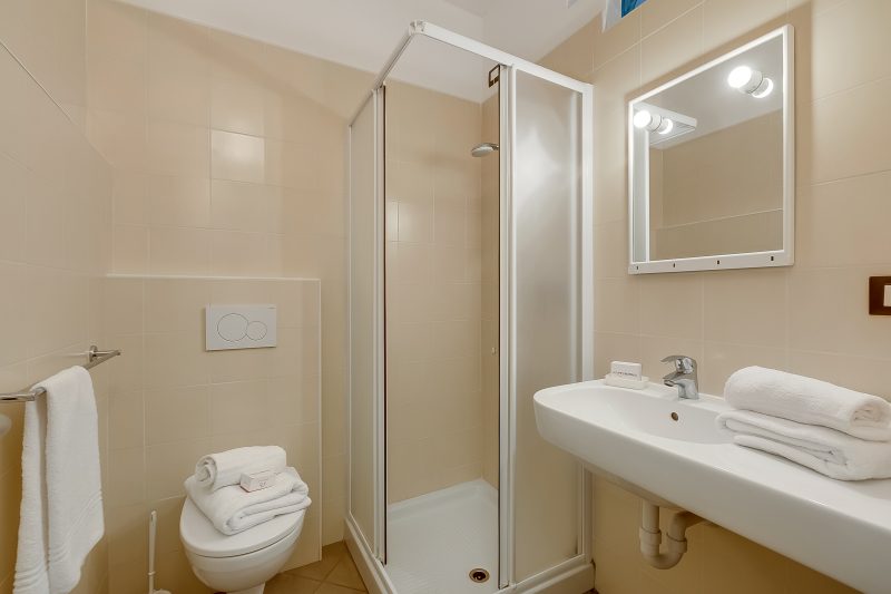 Seaview Pool Retreat - T21