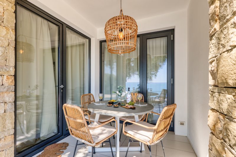 Boutique Pool Apt. Balzi Rossi - Roma 3