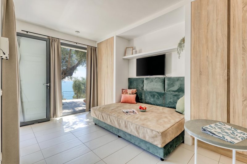 Boutique Pool Apt. Balzi Rossi - Roma 3