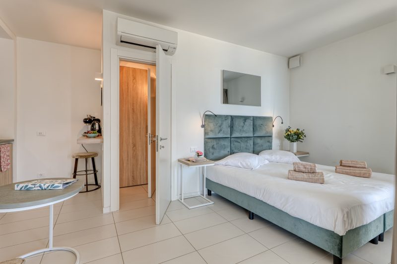 Boutique Pool Apt. Balzi Rossi - Roma 3