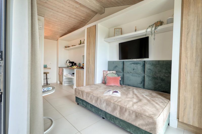 Boutique Pool Apt. Balzi Rossi - Lucca 1