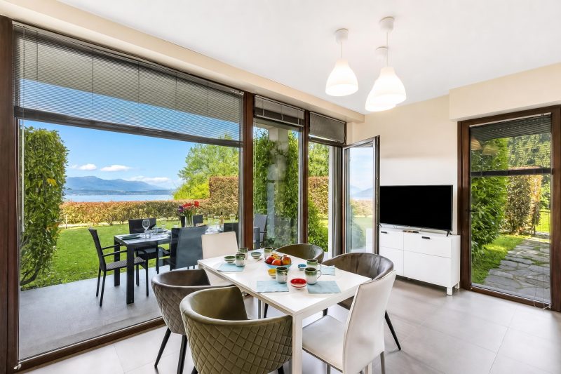 Aquavista Pool and Lake Maggiore View