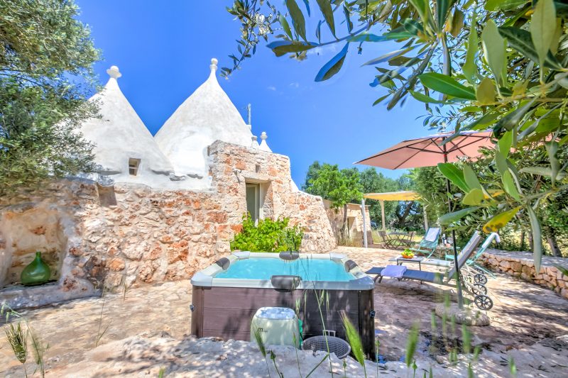 Dimora Tra Gli Ulivi With Private Jacuzzi